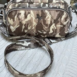 Women’s LUG Trolley bag purse camo 6 compartments adjustable shoulder crossbody